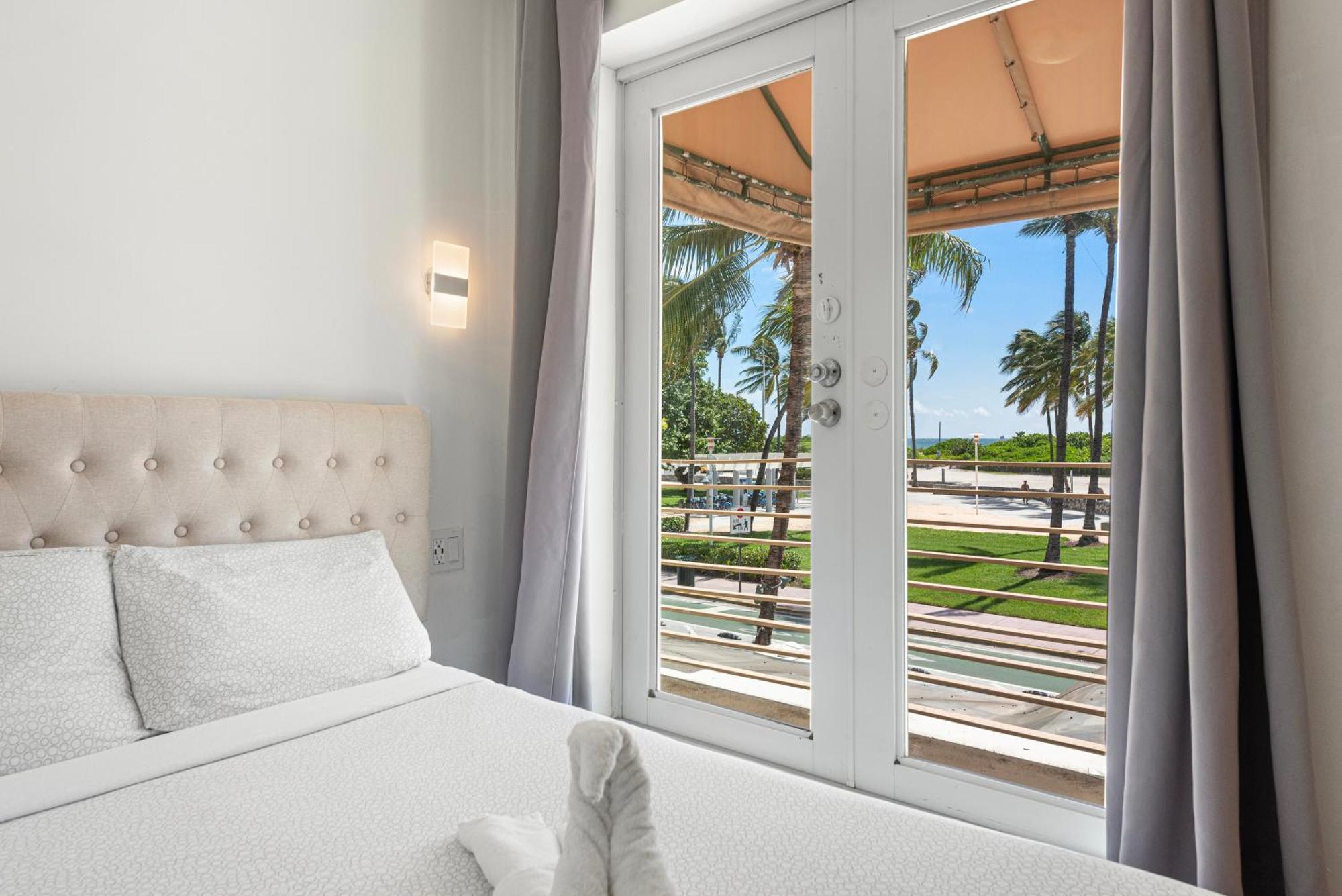 Ocean Drive Apartment Suites In Miami Beach Exterior foto